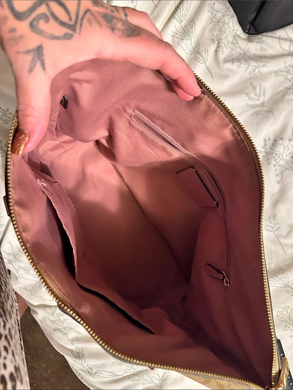 Coach Gallery Tote In Signature Canvas With Rose Print Floral Tote in Brown & - Picture 3 of 9